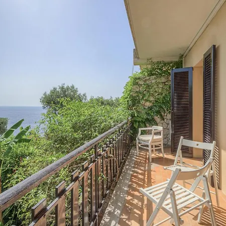 Infinity Vista Mare E Relax טאורמינה